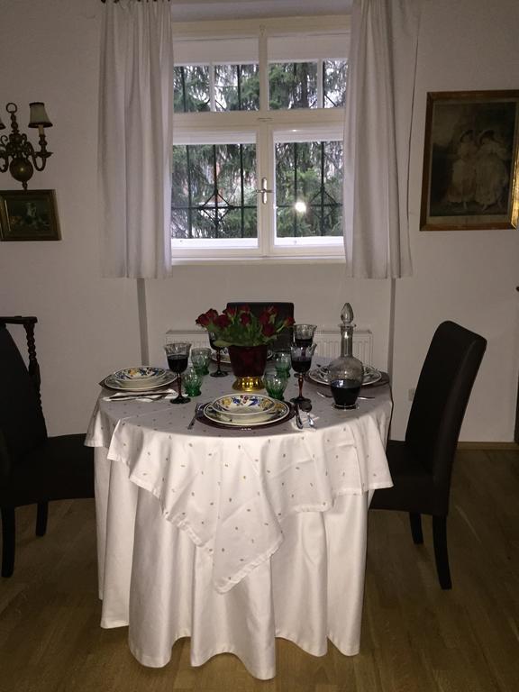 Exquisites Gartenapartment In Eleganter Jugendstilvilla เวียนนา ห้อง รูปภาพ